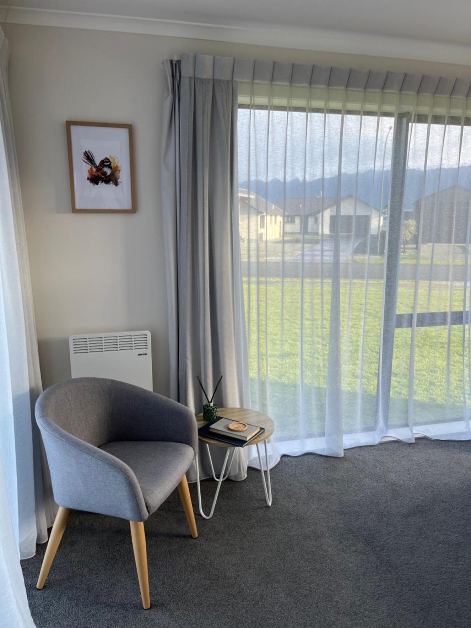 The Little Lake House Te Anau Esterno foto